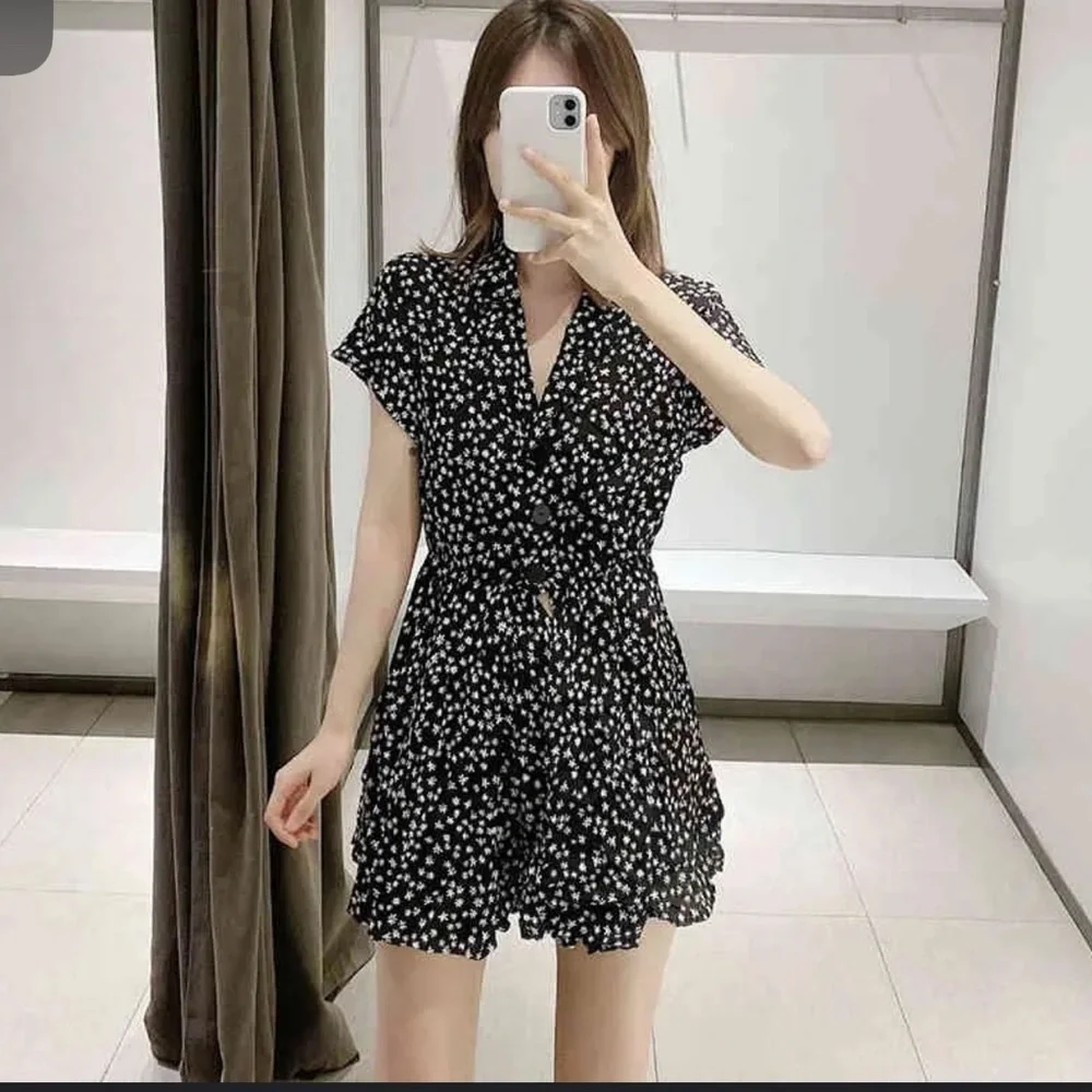 🖤 Zara Black Floral Print Flowy Short Jumpsuit/Romper